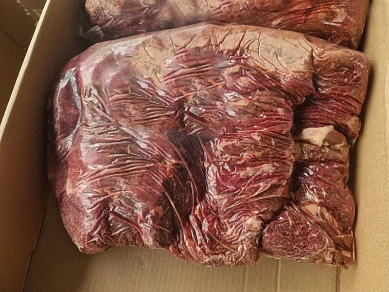 Оптовые продажи мяса собственного производства.